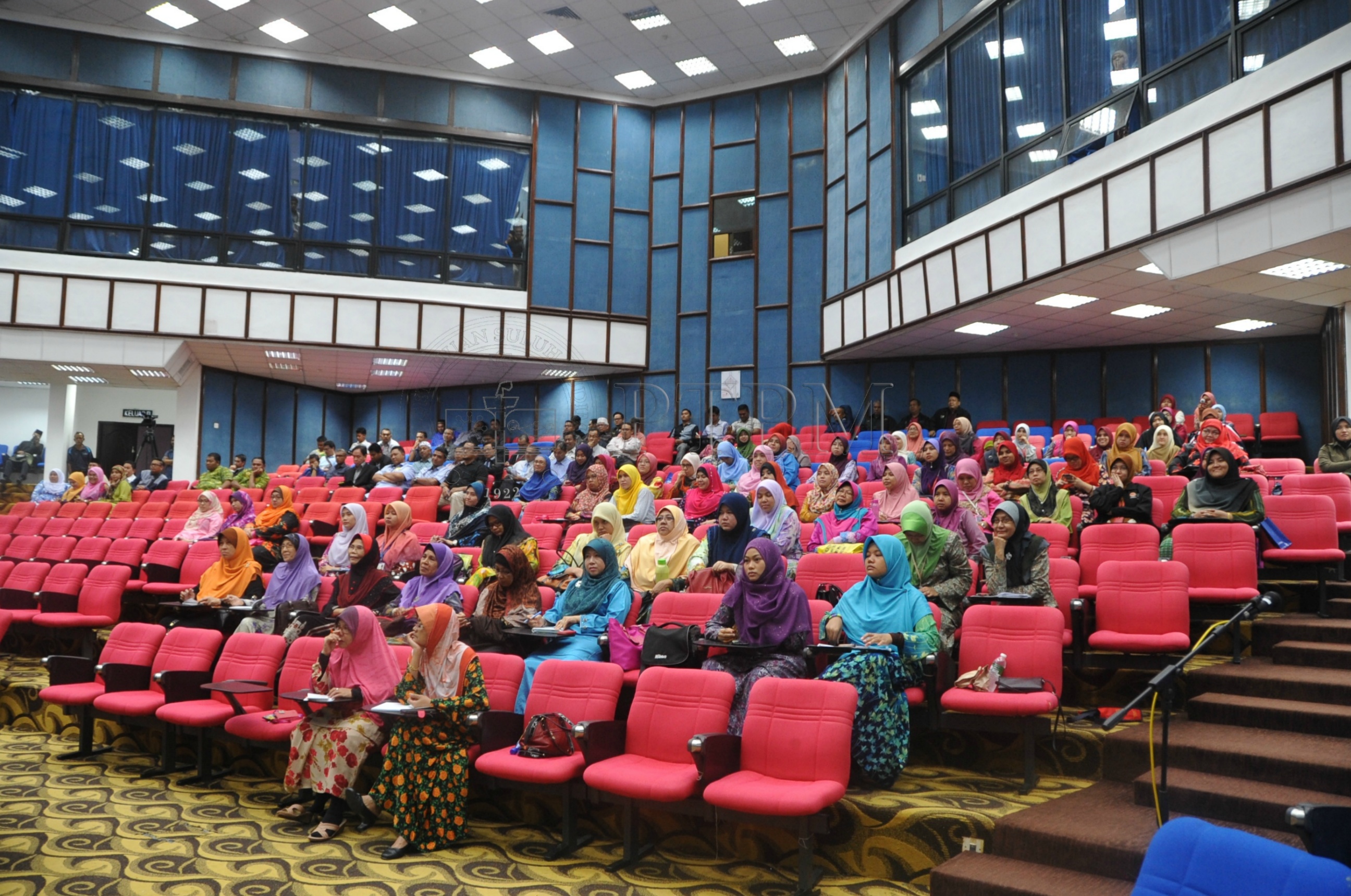 PRO 14 109 HIJRAHPRO 8557